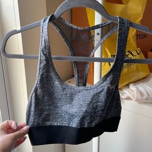 PINK Sports Bra size XS NWOT